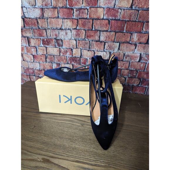 NWT YOKI Flats Velvet Lace Up Navy size 9 - Picture 4 of 5